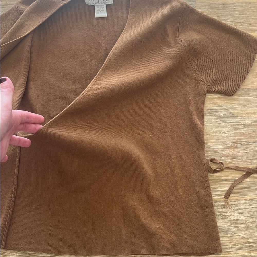 VTG brown wrap knit blouse - Picture 7 of 7